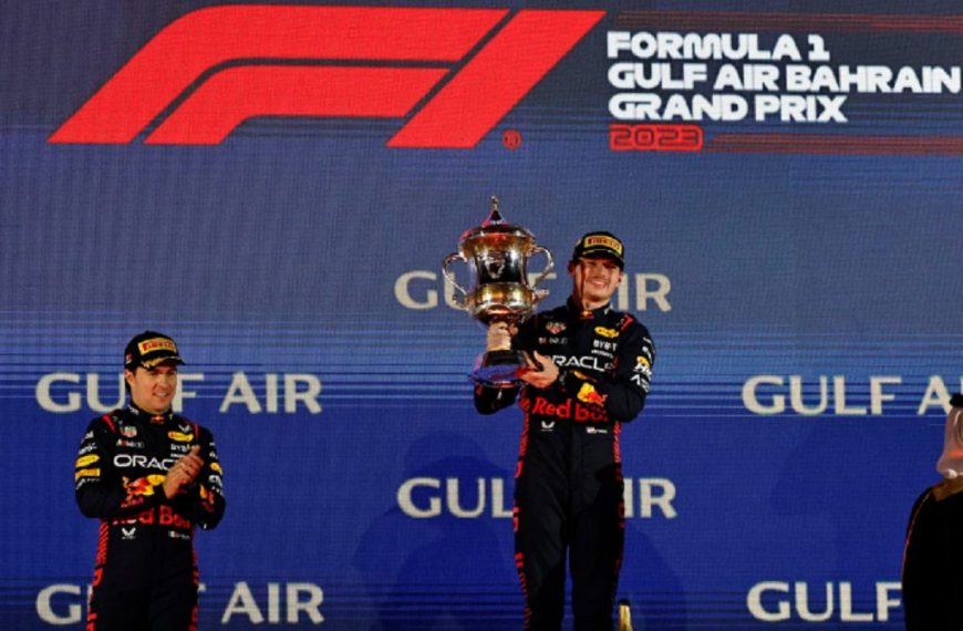 Verstappen se lleva la victoria en el GP de Baréin con doblete para Red Bull